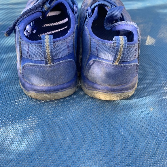 Keen Sandals, gently used - Picture 3 of 3